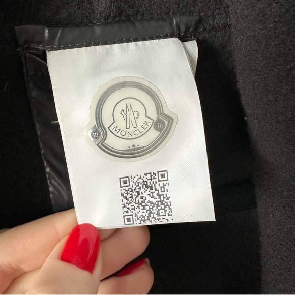 MONCLER Cape Poncho Fringe Velvet Sleeve Grey Jacket SZ L - Picture 7 of 13